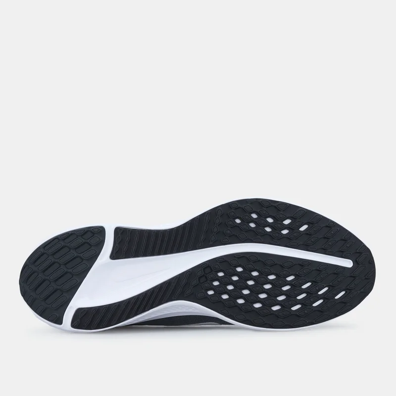 Nike Women's Quest 5 Road Running Shoe